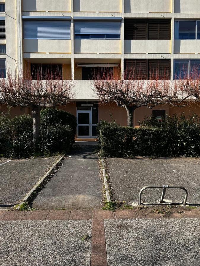 Studio Ideal Pour Cure Thermale Balaruc-les-Bains Εξωτερικό φωτογραφία
